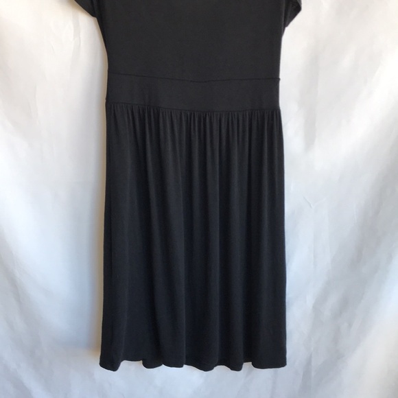 Soprano black dress with beaded neckline, cap sleeves, size M - Picture 8 of 10